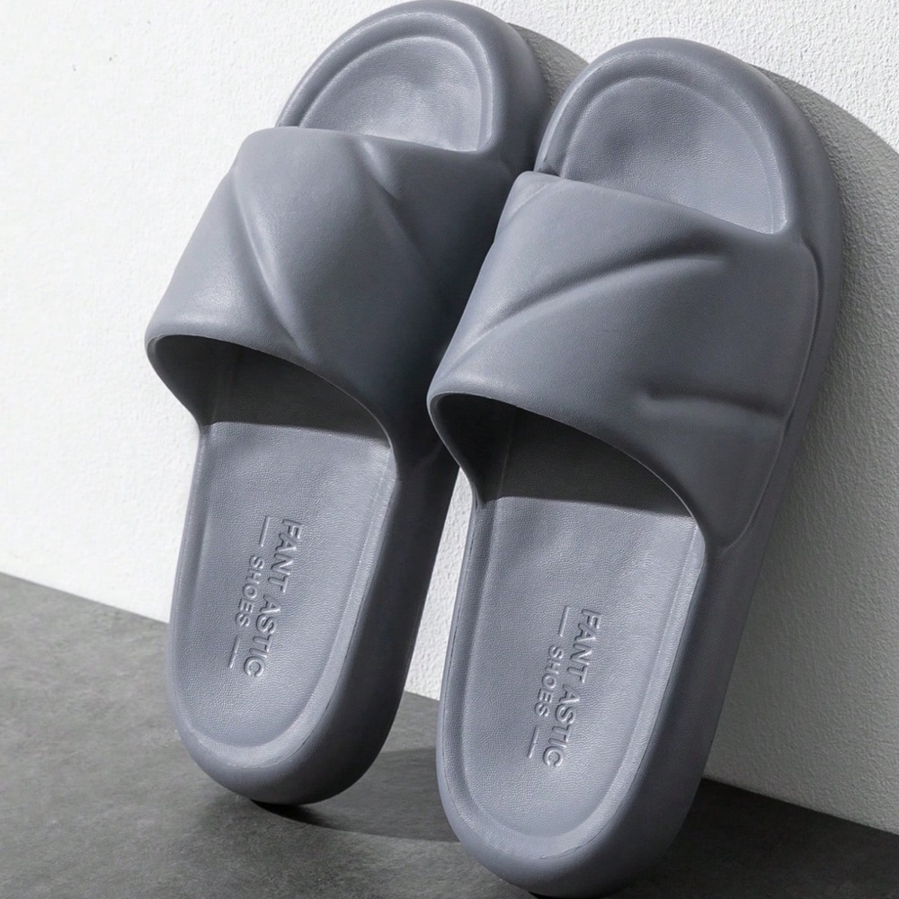 Thick-Soled House, Non-Slip Wear-Resistant Soft Comfortable Slipper